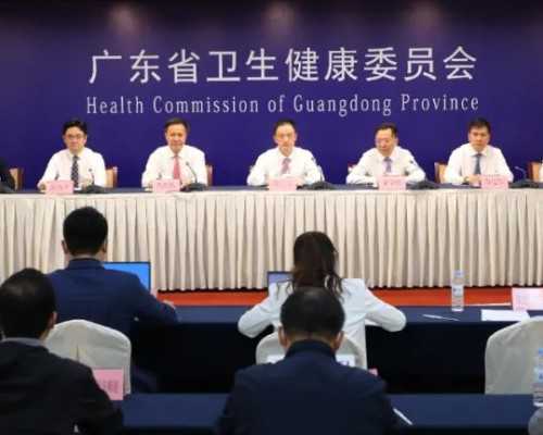新生儿喝奶的正确温度是多少？介绍45℃的奶温是否适宜
