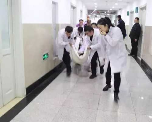 <b>长沙代孕生男孩套餐,长沙三代试管包生男孩价格多少？费用十万够吗？</b>