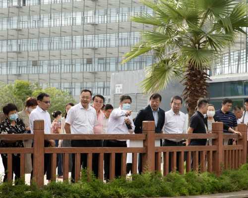 关爱女性健康贴纸设计的重要性及创意灵感